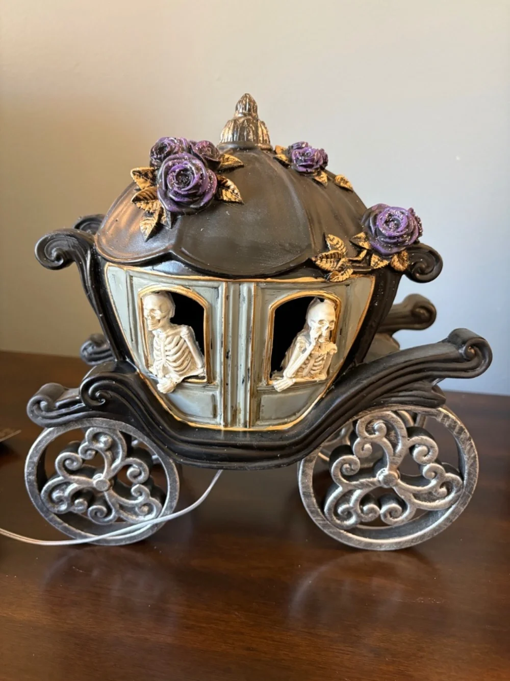 COOLEST HALLOWEEN DECOR 2026- CHRISTIAN SIRIANO LED SOUND HEARSE VIRAL